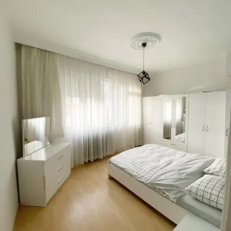 Sisli House * Стамбул